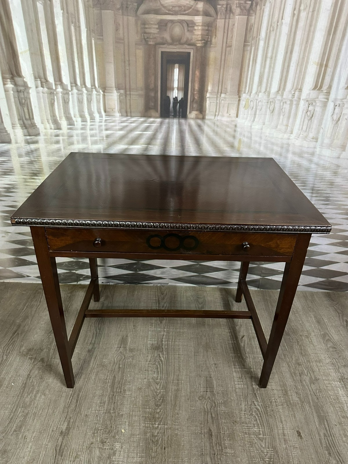 ANTIKER ENGLISCHER SCHREIBTISCH UM 1890 MAHAGONI FURNIER INTARSIEN UND SCHUBLADE