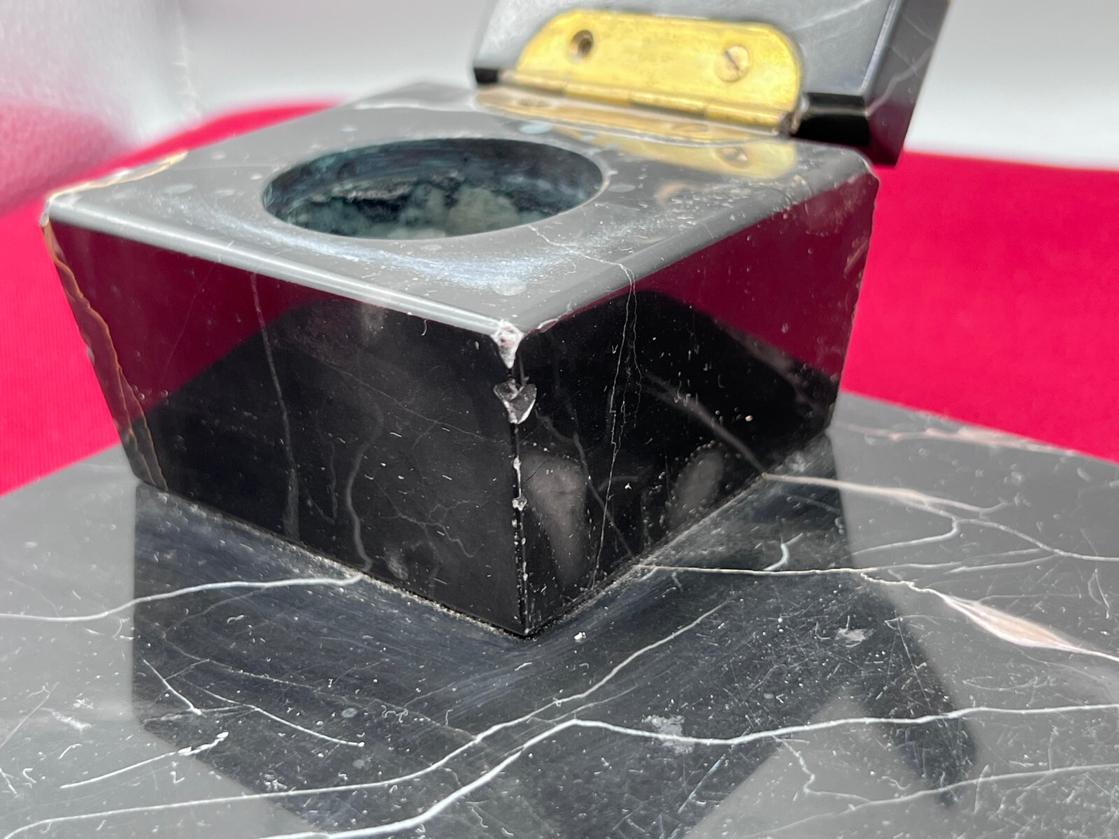 ANTIKE ART DECO SCHREIBTISCH GARNITUR AUS PORTORO MARMOR UM 1920 – Bild 17