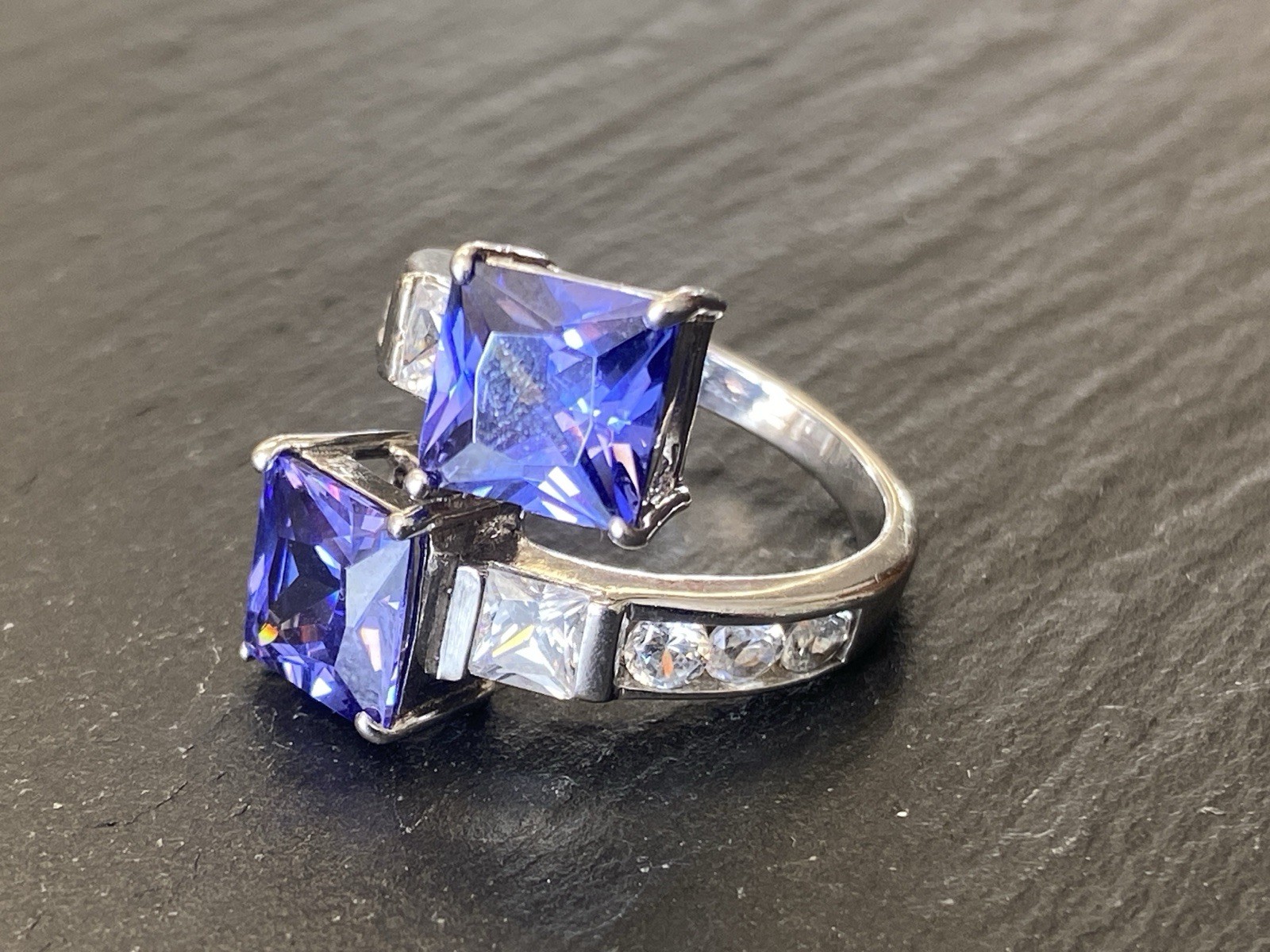 RING 925 STERLING SILBER GLAS GLASSTEINE VIOLETT LILA GRÖSSE 56