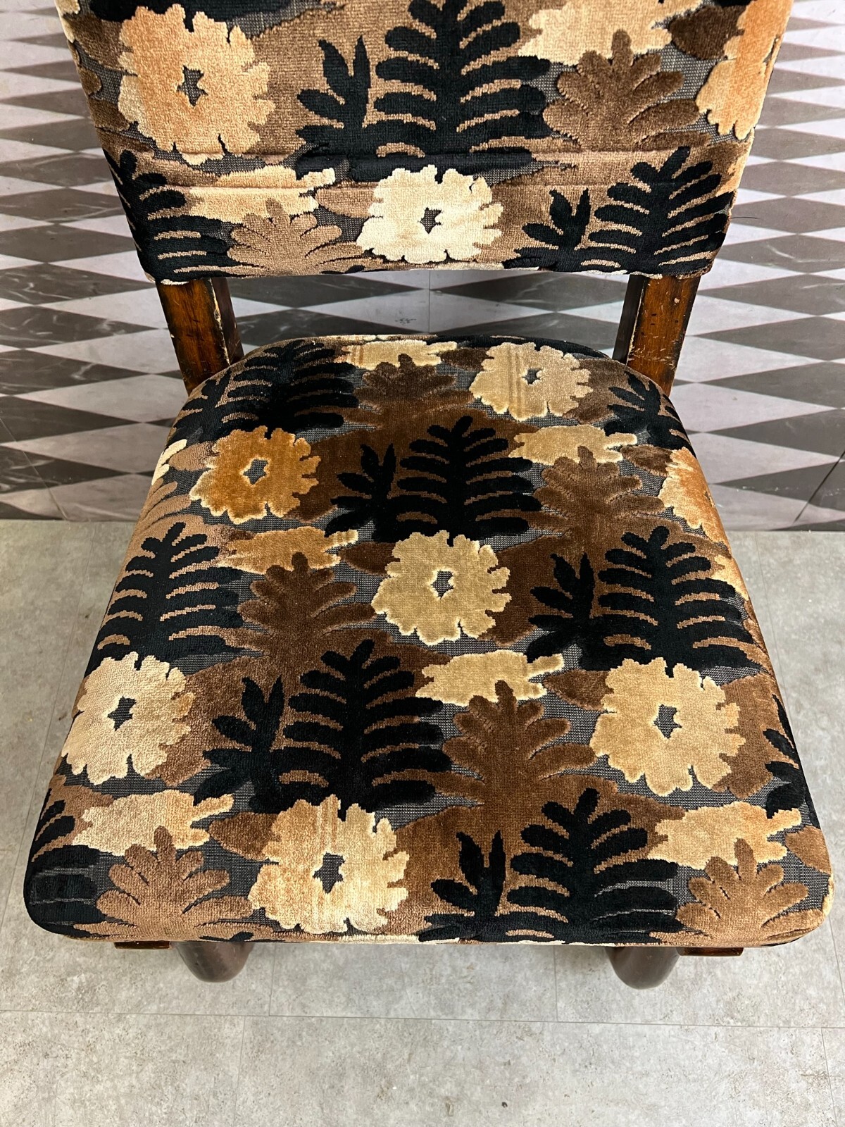 ANTIKER STUHL 19 TES JHDT HOLZ GESTELL UND HOHE RÜCKENLEHNE – Bild 4