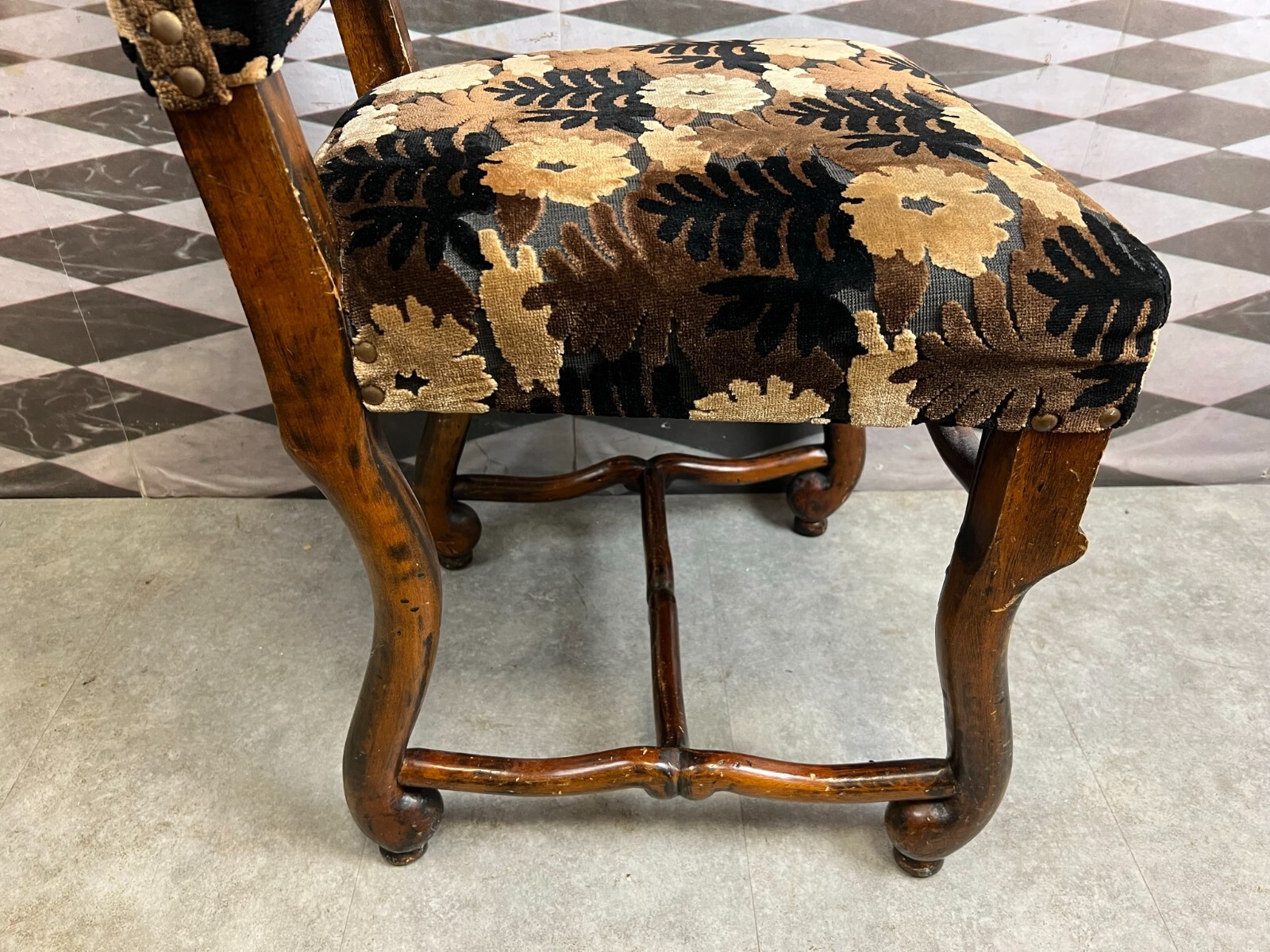 ANTIKER STUHL 19 TES JHDT HOLZ GESTELL UND HOHE RÜCKENLEHNE – Bild 10