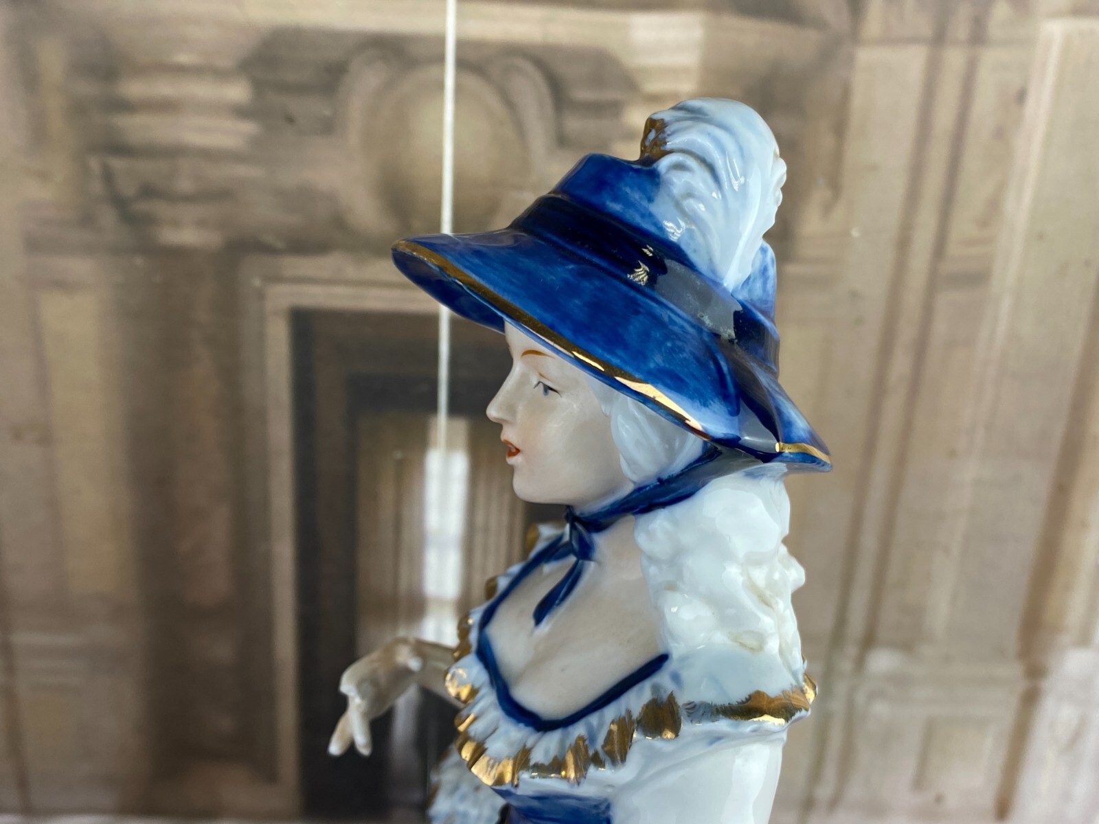 FIGUR AUS PORZELLAN TEILS HANDBEMALT GALANTE ROKOKO DAME MIT KORB 34cm – Bild 19