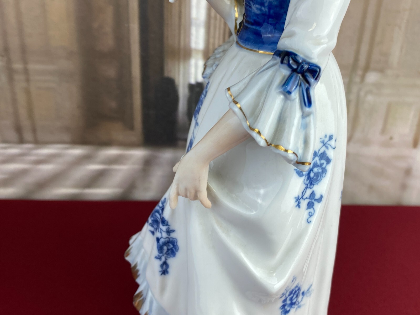 FIGUR AUS PORZELLAN TEILS HANDBEMALT GALANTE ROKOKO DAME MIT KORB 34cm – Bild 20
