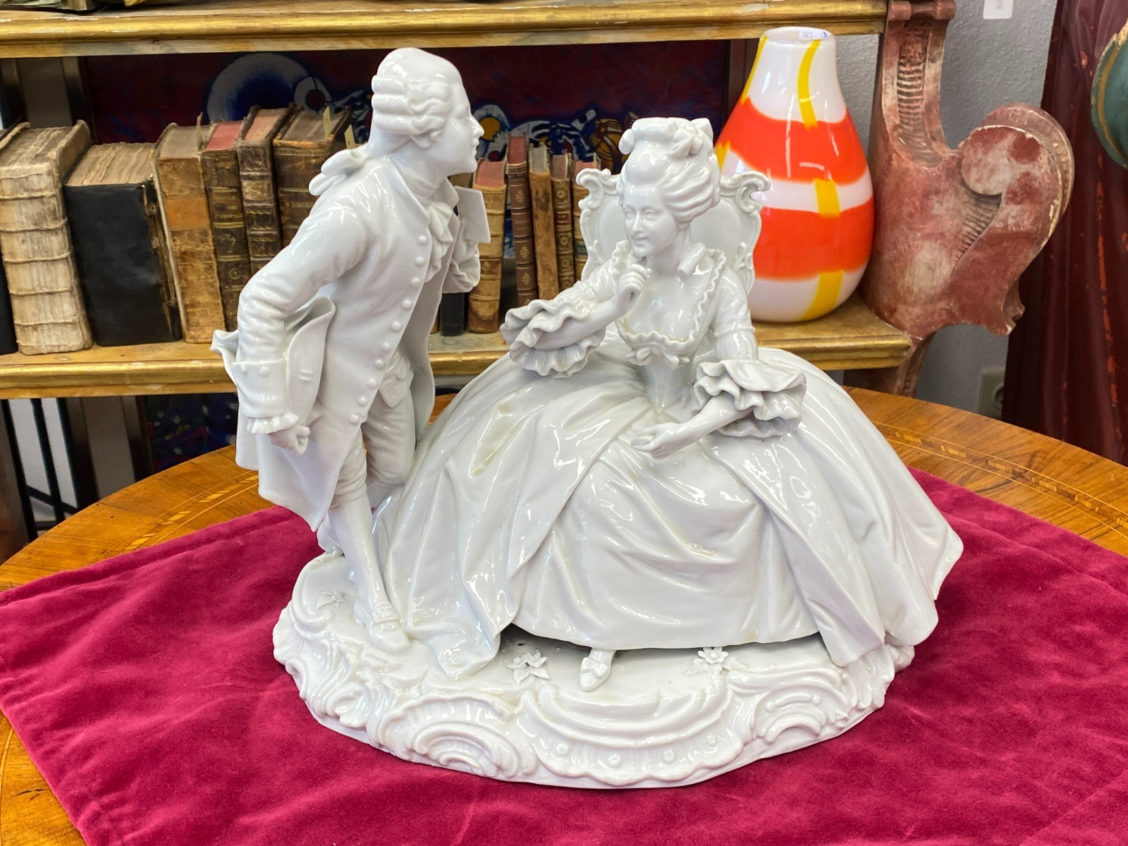 SEHR GROSSE ANTIKE PORZELLAN FIGUR GALANTES PAAR UM 1900 PERSONEN