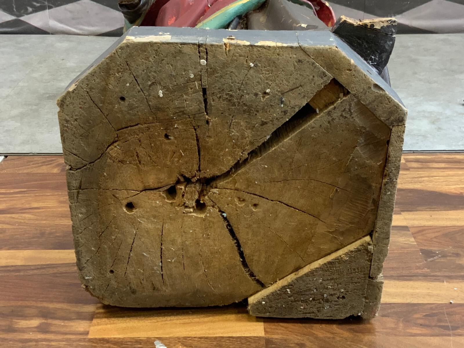 NAZARENER HEILIGENFIGUR HEILIGE MIT KRONE UND BROT ANTIK 19 TES JHDT 141cm – Bild 12