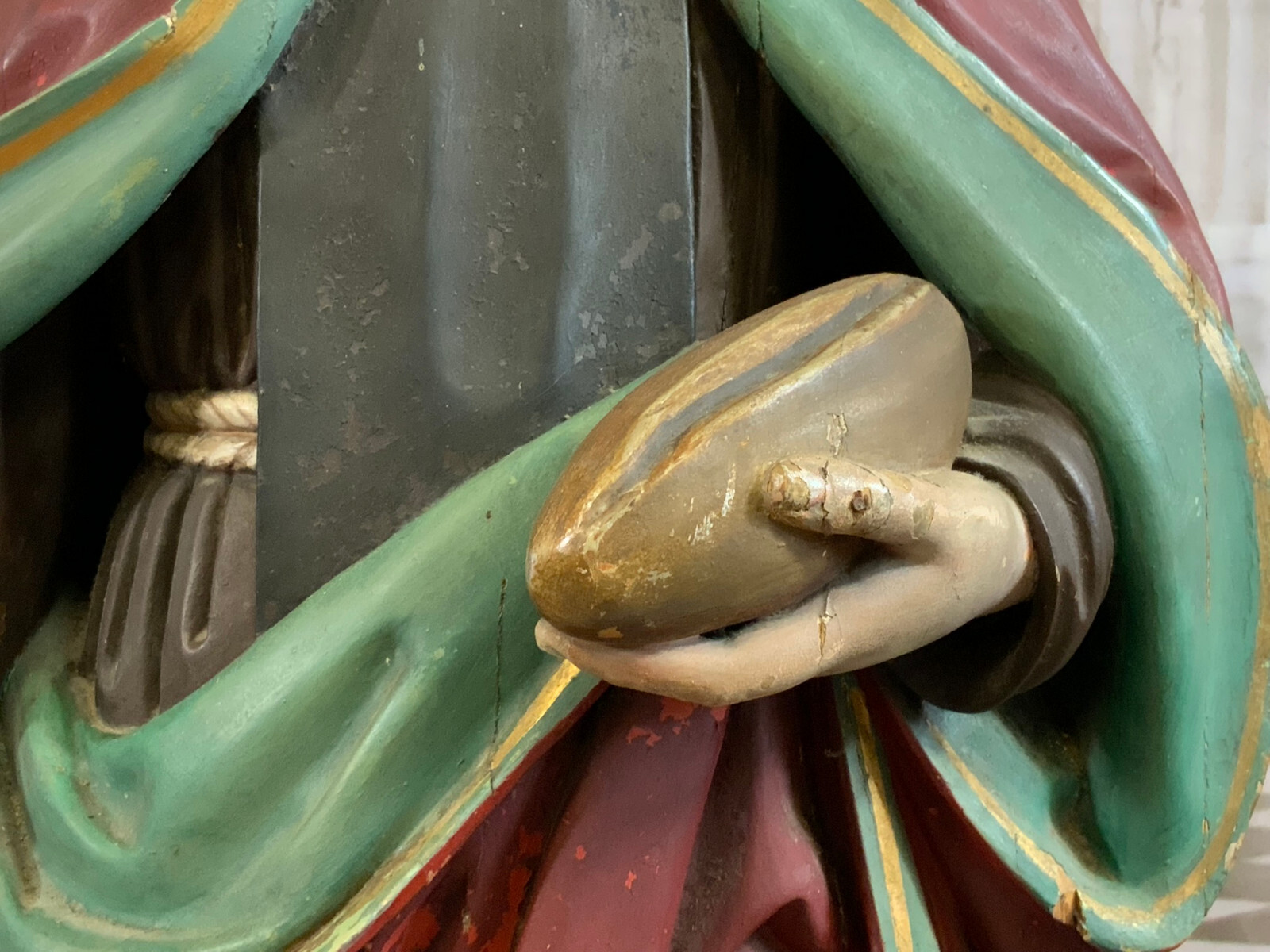 NAZARENER HEILIGENFIGUR HEILIGE MIT KRONE UND BROT ANTIK 19 TES JHDT 141cm – Bild 8