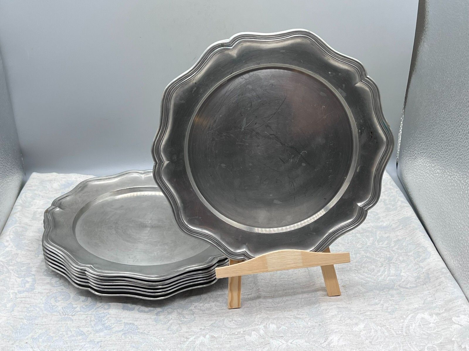 5,7kg SET 8x GROSSER ZINNTELLER ACHT TELLER AUS ZINN
