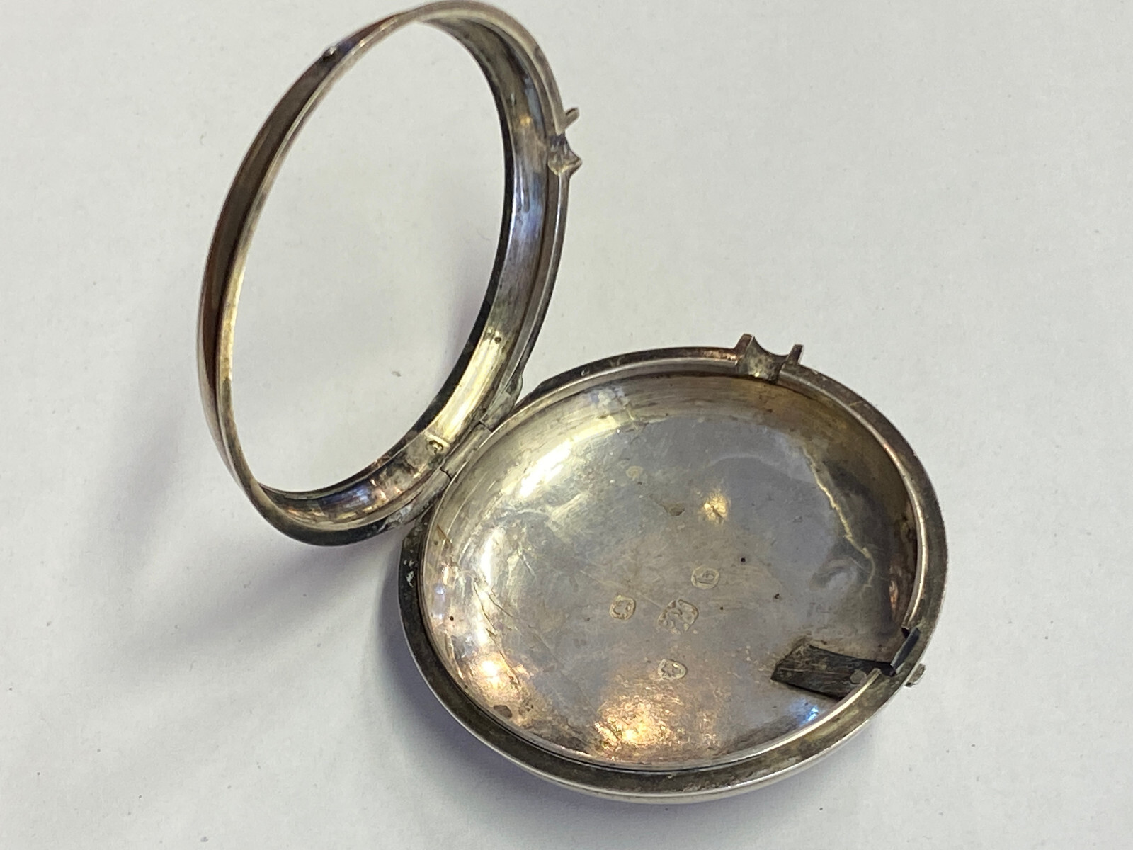 ANTIKE TASCHENUHR AUS STERLING SILBER MEHRFACH PUNZIERT DEFEKT ENGLAND OHNE GLAS – Bild 12