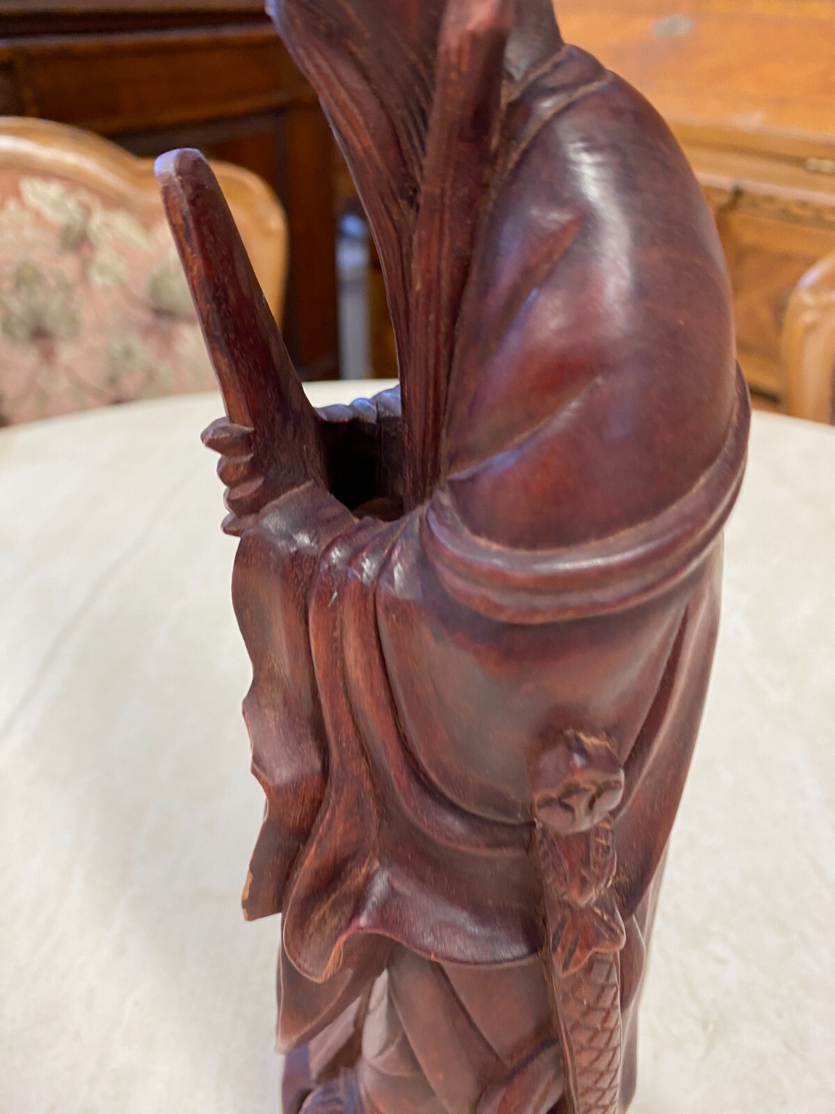 CHINA SKULPTUR AUS HOLZ GELEHRTER 30cm HOCH – Bild 12