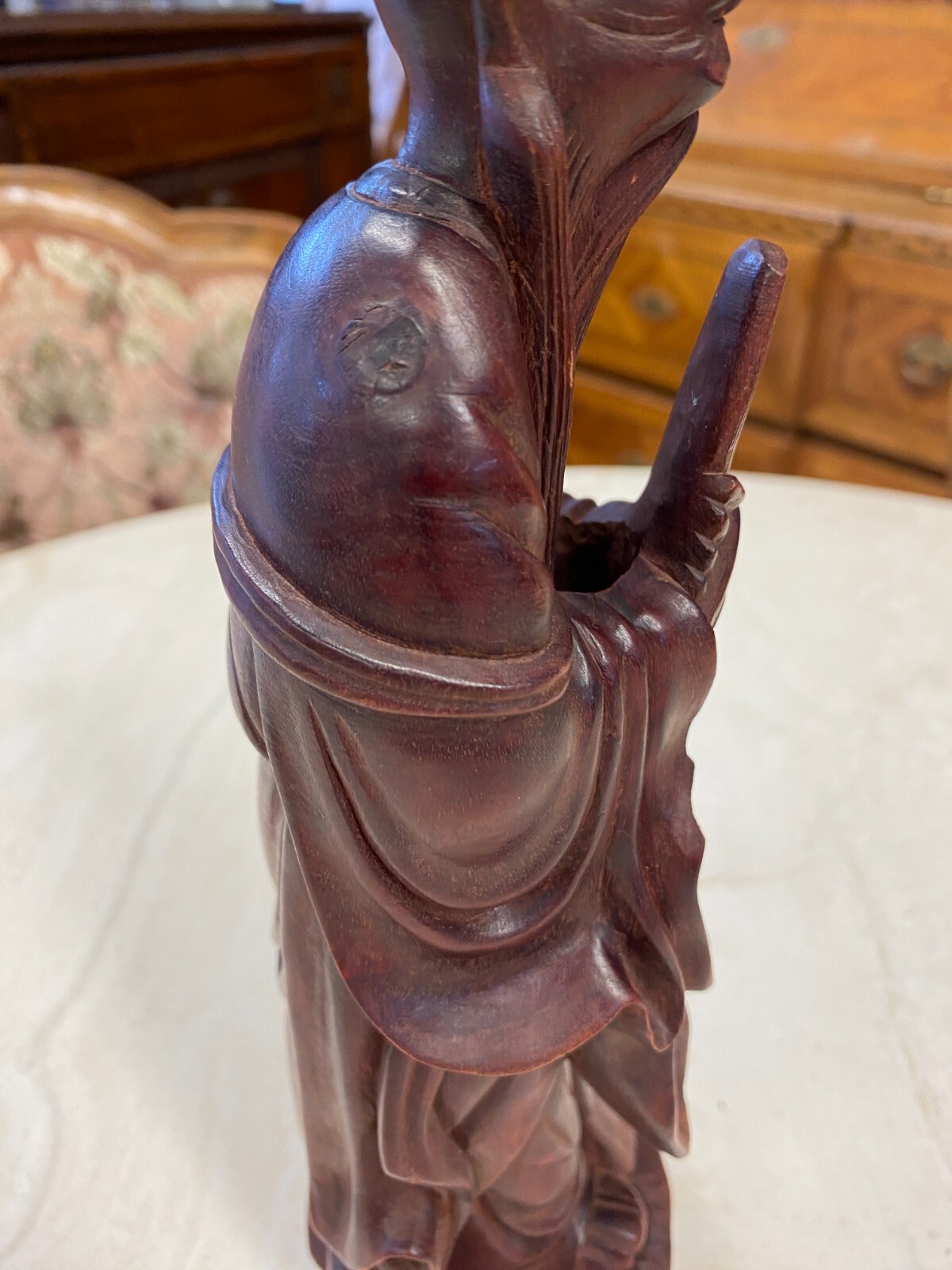 CHINA SKULPTUR AUS HOLZ GELEHRTER 30cm HOCH – Bild 8