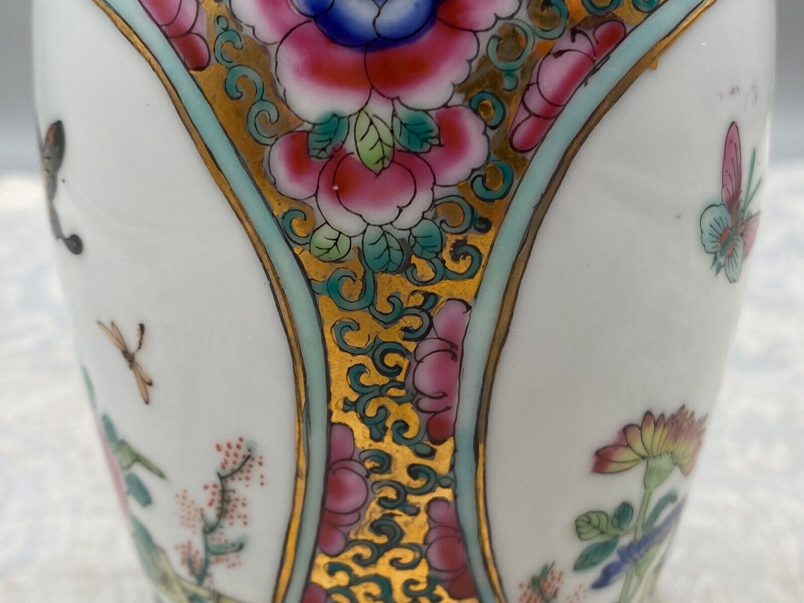 CHINA PORZELLAN VASE BLUMEN INSEKTEN DEKOR HANDBEMALT VERGOLDUNG 20cm – Bild 12