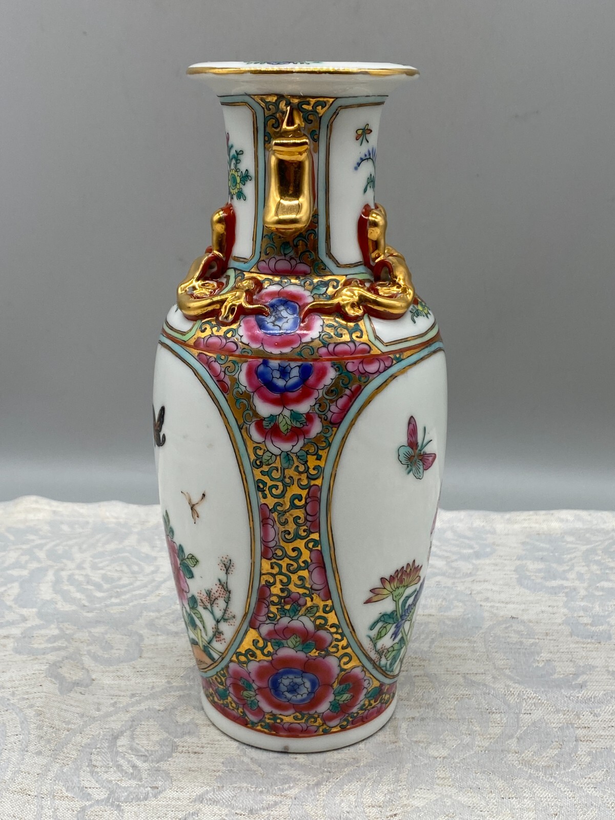 CHINA PORZELLAN VASE BLUMEN INSEKTEN DEKOR HANDBEMALT VERGOLDUNG 20cm – Bild 3