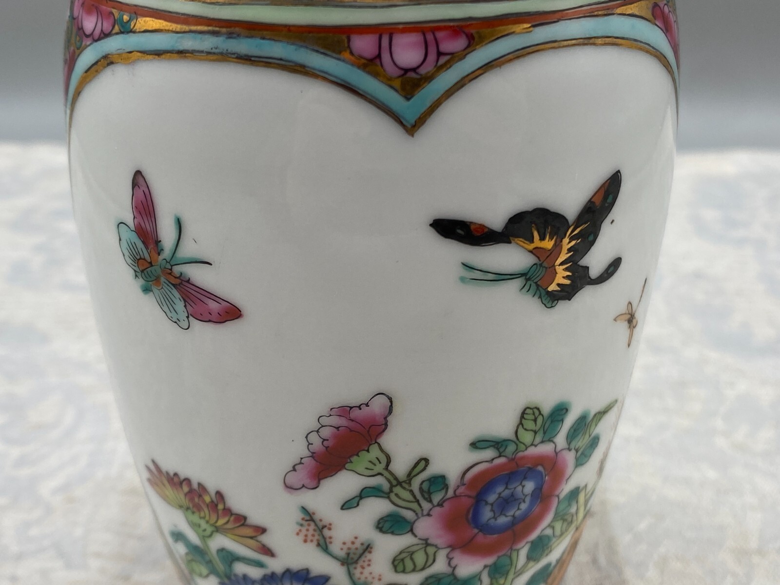 CHINA PORZELLAN VASE BLUMEN INSEKTEN DEKOR HANDBEMALT VERGOLDUNG 20cm – Bild 9