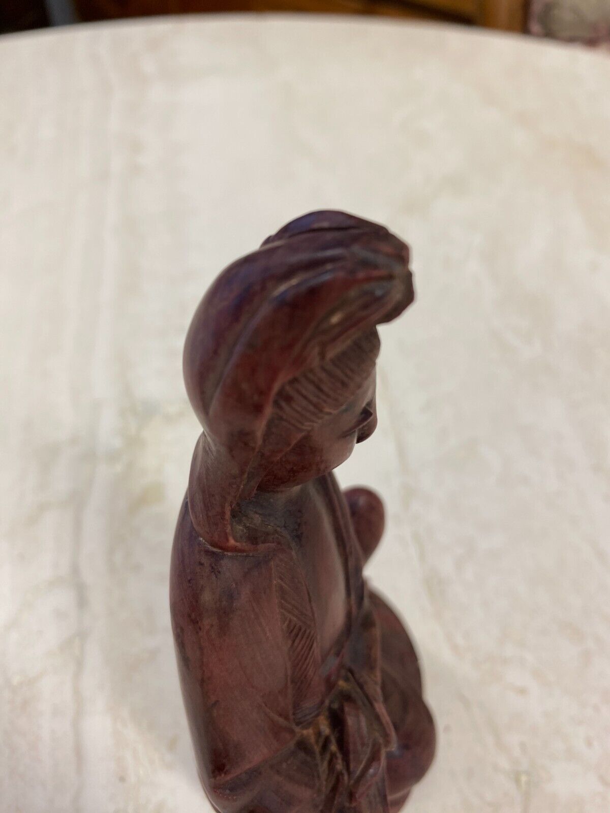 CHINA SKULPTUR AUS HOLZ SITZENDER MANN 15,5cm HOCH – Bild 11
