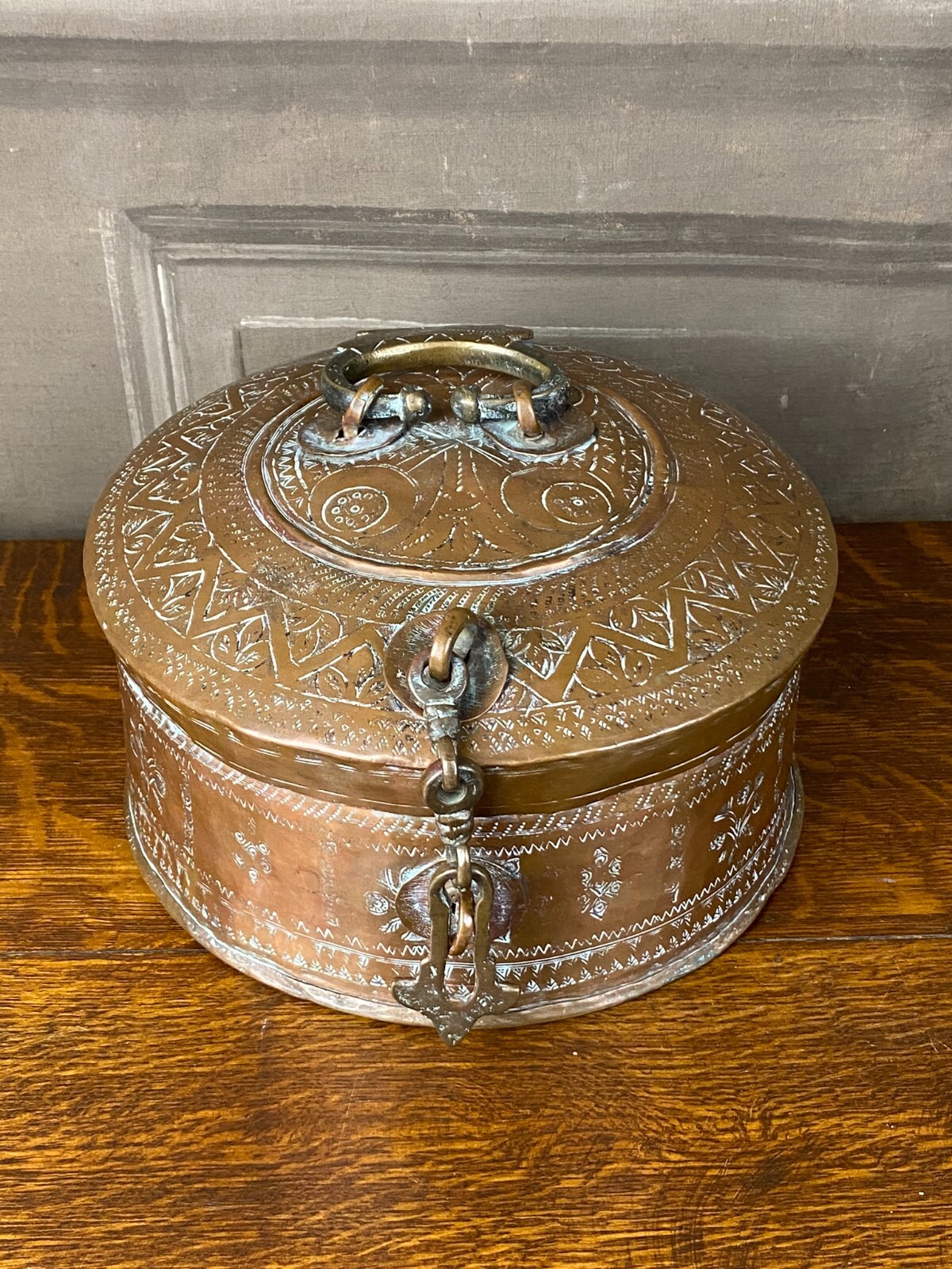 OSMANISCHES GEFÄSS DECKELDOSE DOSE AUS KUPFER GRAVUREN 18/19 TES JHDT