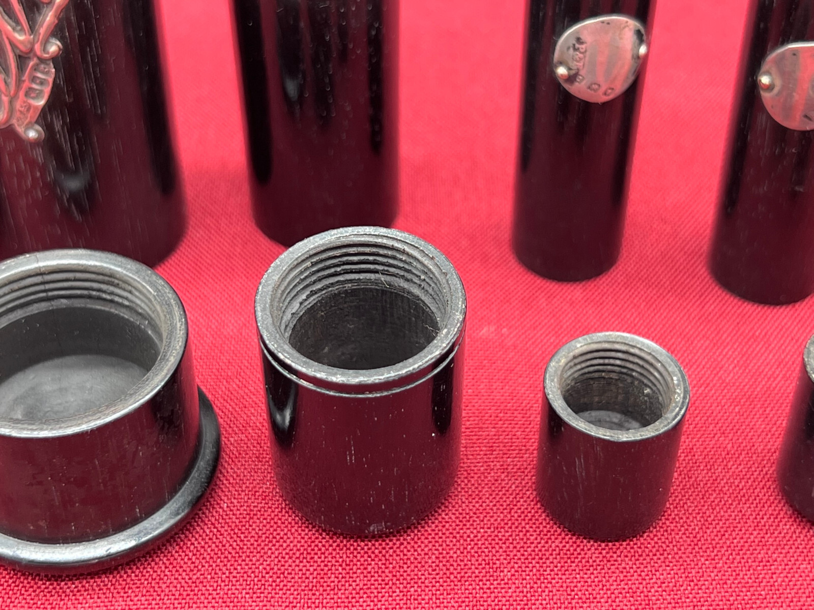 GROSSE SAMMLUNG TABATIEREN DOSEN AUS EBENHOLZ TEILS SILBER PLAKETTE MONOGRAMM – Bild 22