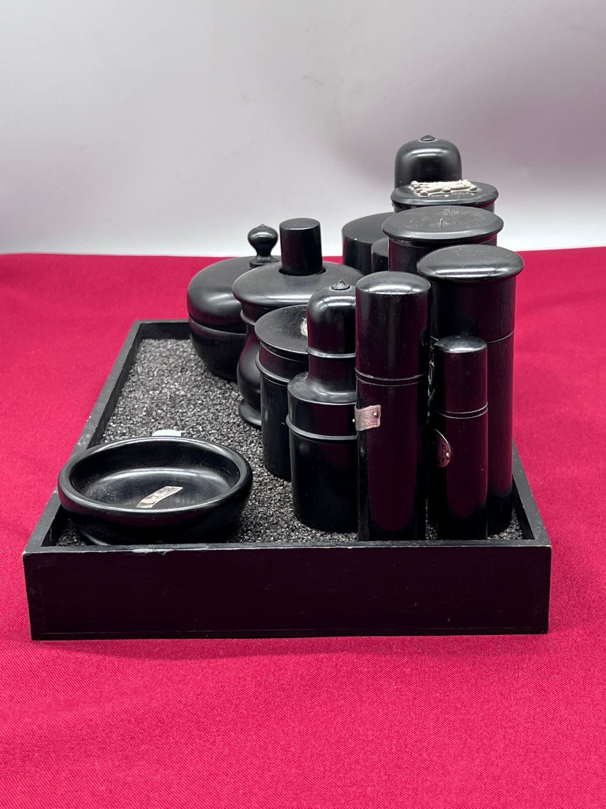 GROSSE SAMMLUNG TABATIEREN DOSEN AUS EBENHOLZ TEILS SILBER PLAKETTE MONOGRAMM – Bild 10