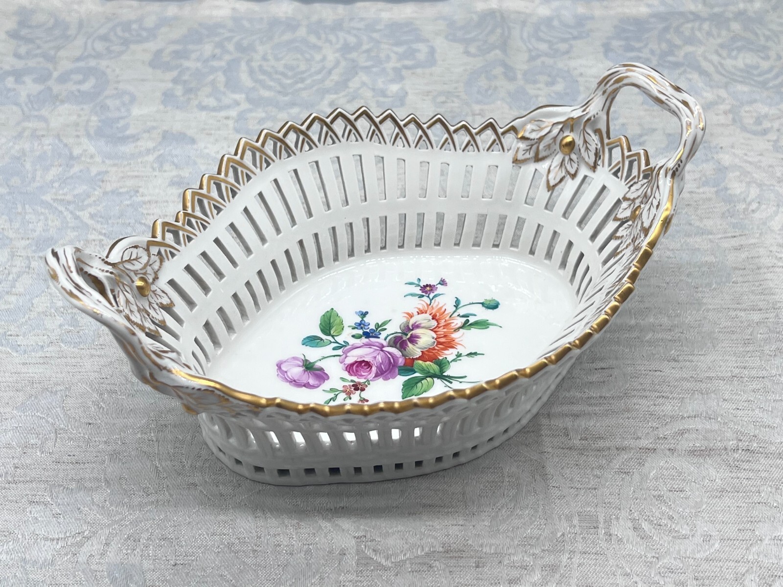 KORB DURCHBRUCHKORB AUS PORZELLAN KPM HANDBEMALT
