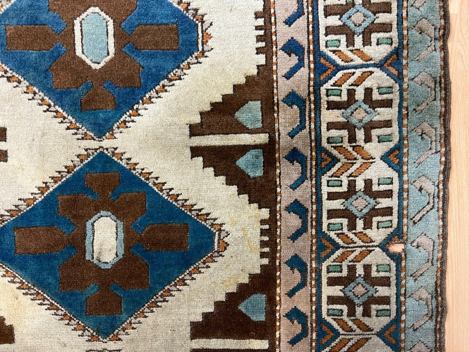 ALTER TEPPICH AUS WOLLE HANDGEKNÜPFT 140x193cm – Bild 6