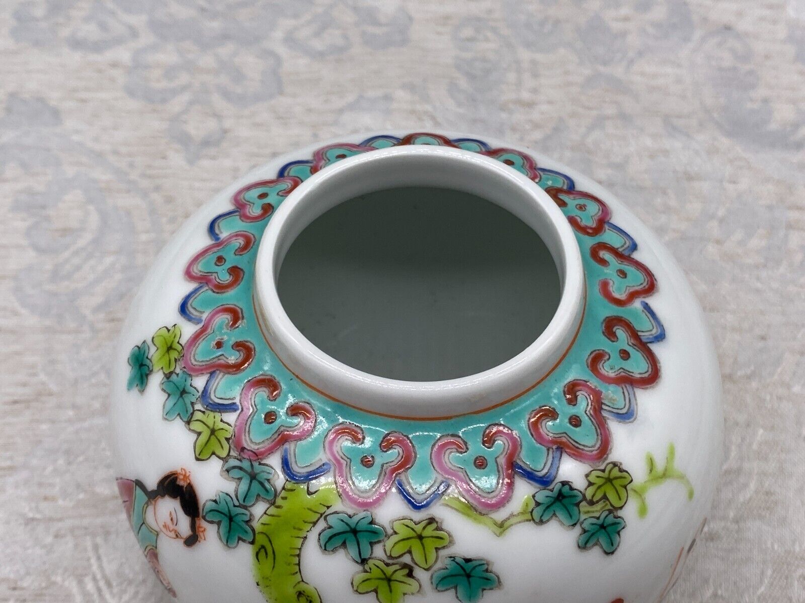 CHINA PORZELLAN KUGELVASE VASE PERSONEN DEKOR HANDBEMALT – Bild 6