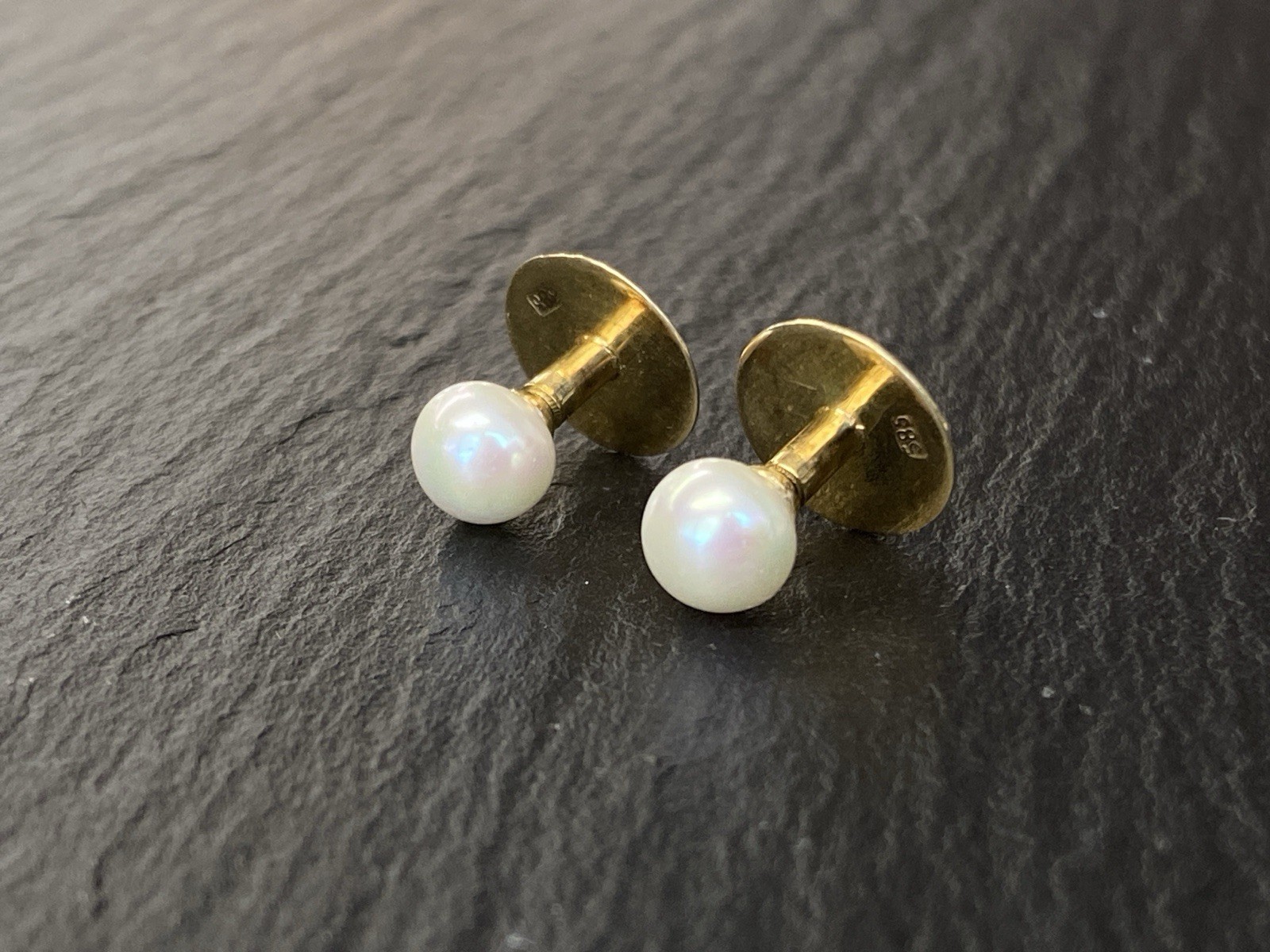 MANSCHETTENKNÖPFE 14K 585 GELBGOLD ZUCHTPERLE KUNSTPERLE 1,81g