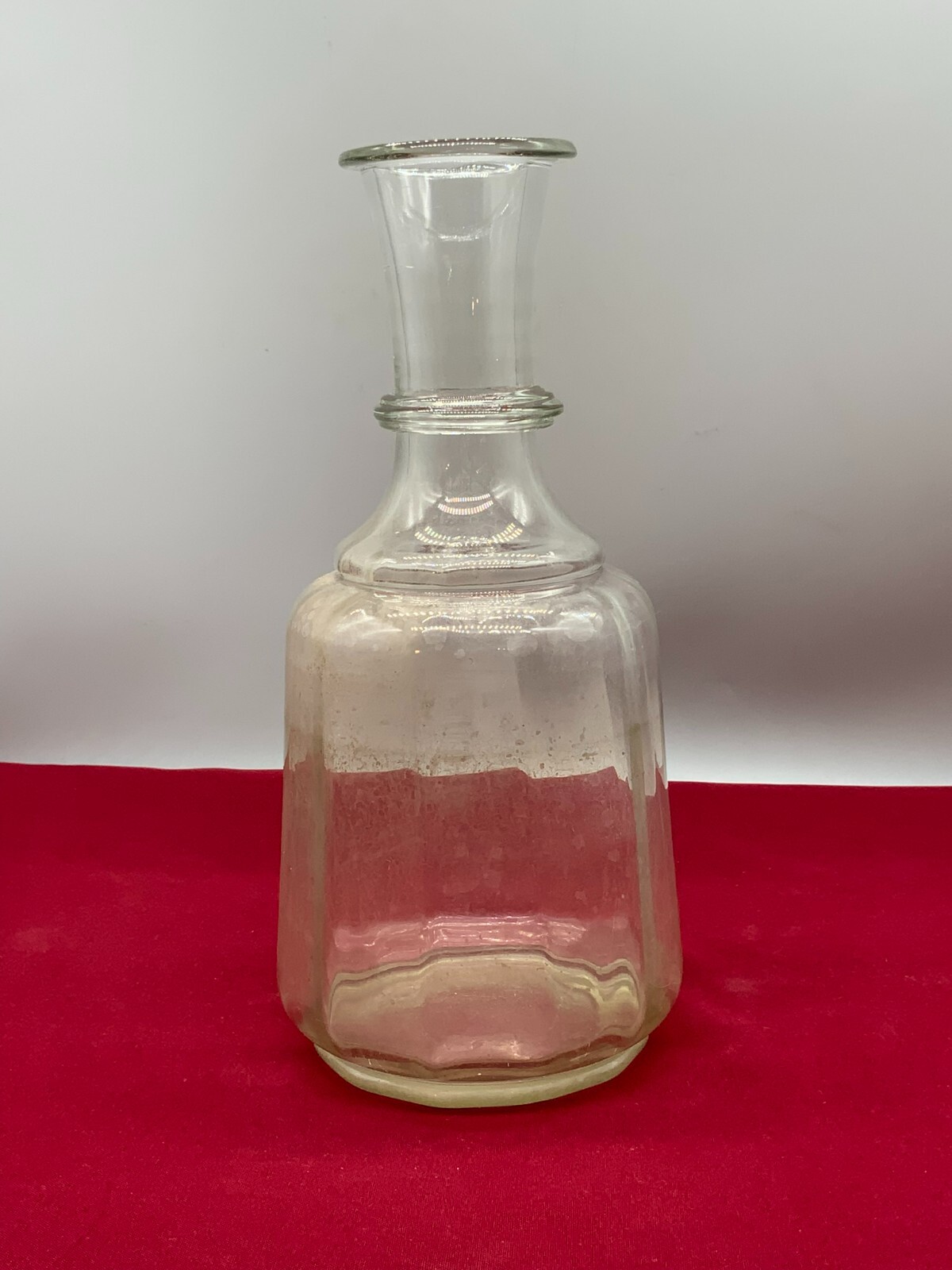 Große antike Flasche aus Glas, mundgeblasen. Ohne Chips, innen Ablagerungen, 2l. – Bild 3