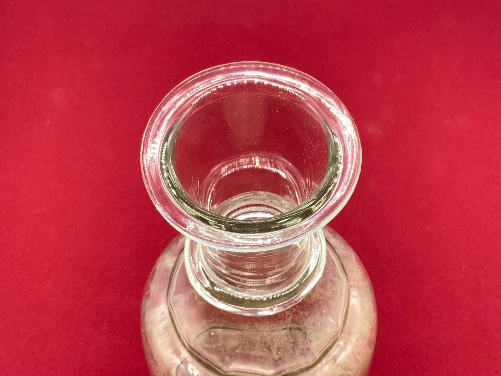 Große antike Flasche aus Glas, mundgeblasen. Ohne Chips, innen Ablagerungen, 2l. – Bild 7