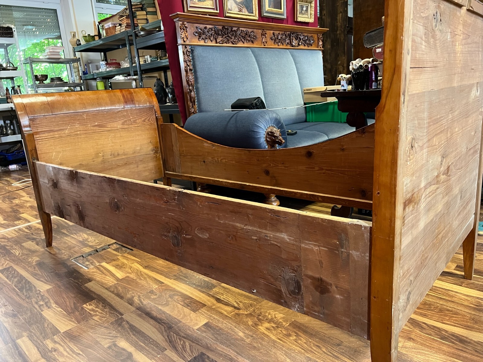 BIEDERMEIER BETTGESTELL ANTIK 19 TES JH NUSSBAUM FURNIER AMORETTEN BETT GESTELL – Bild 12