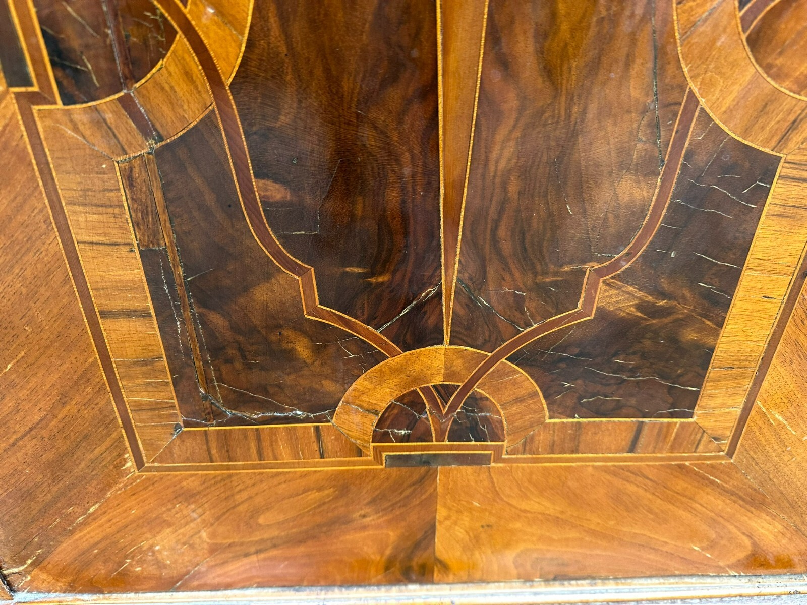 GROSSER BAROCKSCHRANK UM 1780 NUSSBAUM INTARSIEN KLEIDERSCHRANK BAROCK SCHRANK – Bild 10