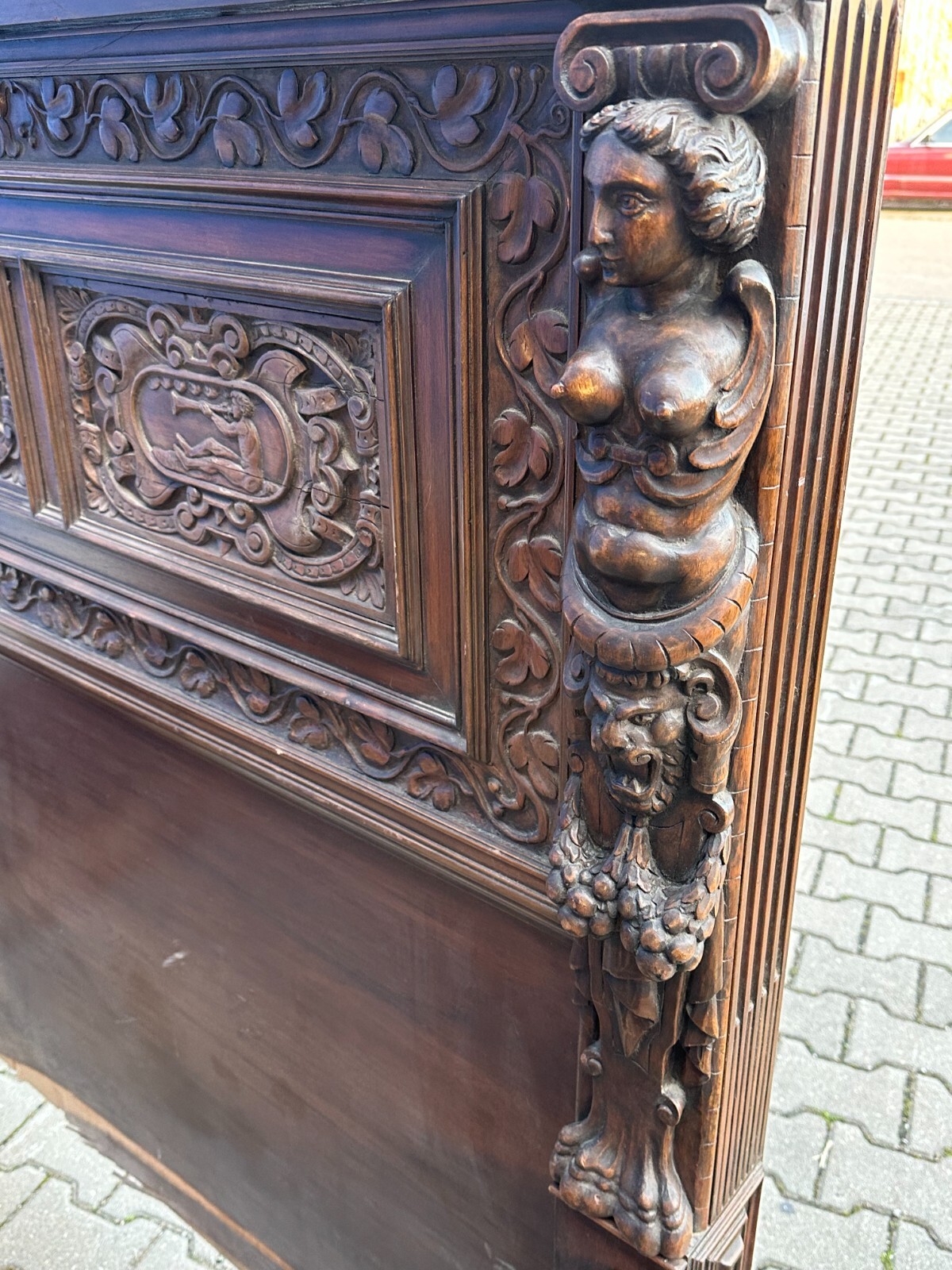 ANTIKES BETTGESTELL NEO RENAISSANCE PRUNK SCHNITZWERK NUSSBAUM UM 1920 PRUNKBETT – Bild 19