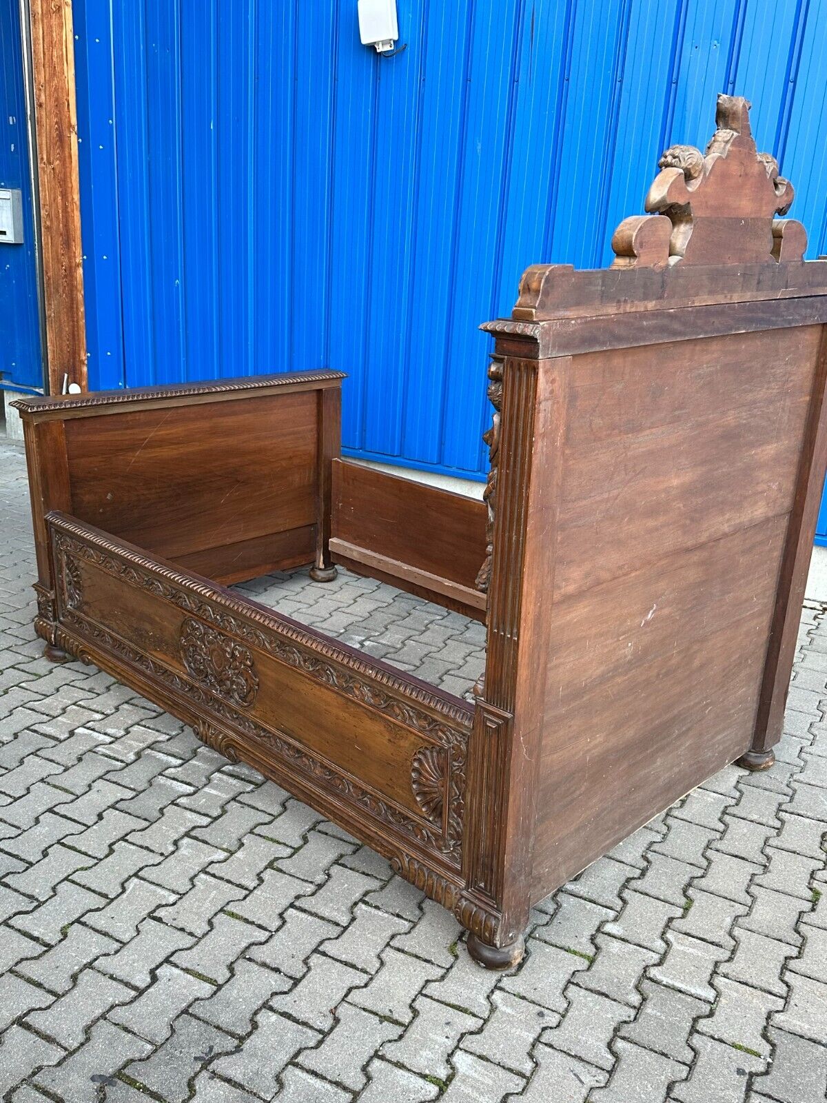 ANTIKES BETTGESTELL NEO RENAISSANCE PRUNK SCHNITZWERK NUSSBAUM UM 1920 PRUNKBETT – Bild 22