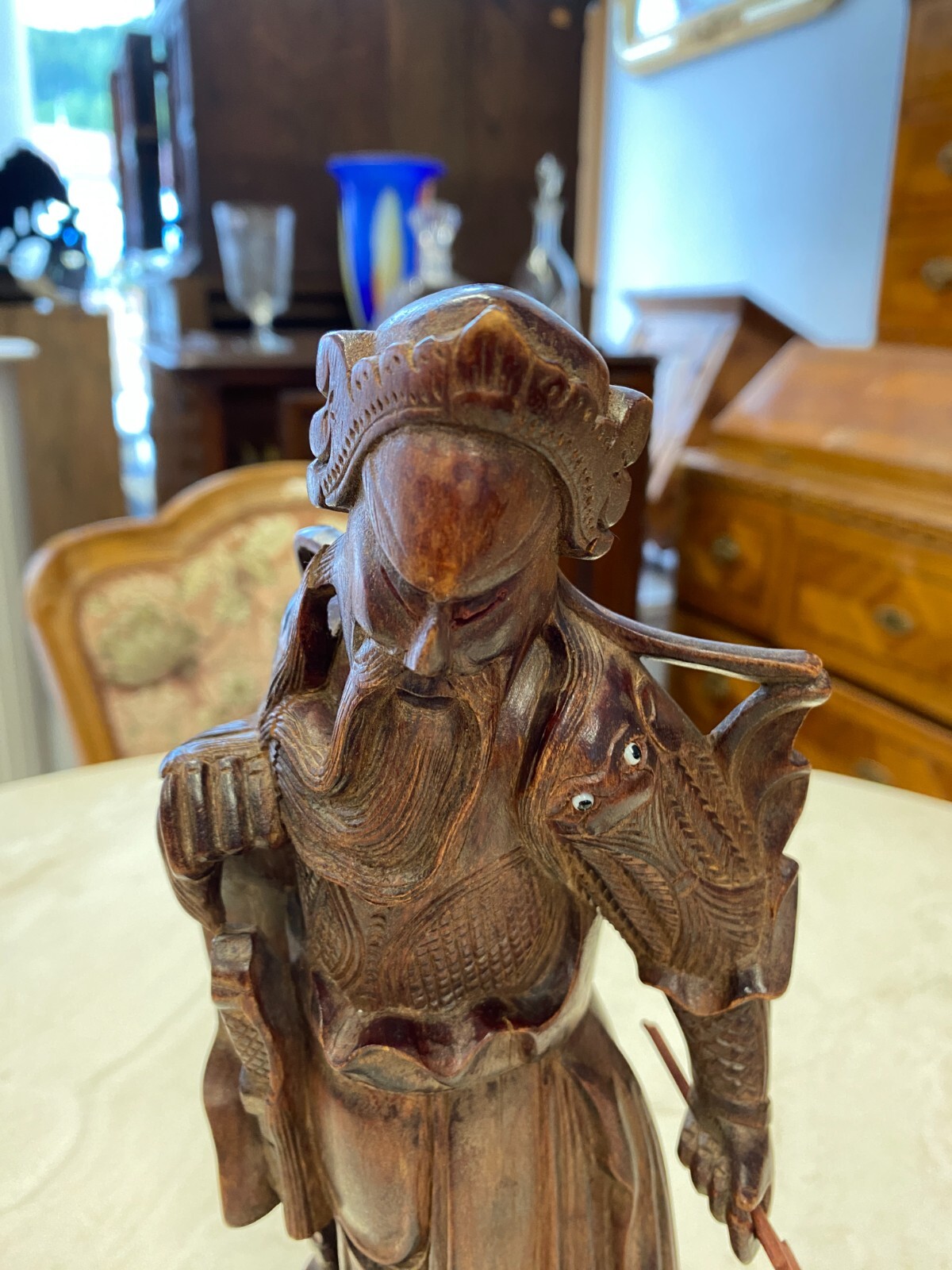 CHINA SKULPTUR AUS HOLZ GELEHRTER 30cm HOCH – Bild 4