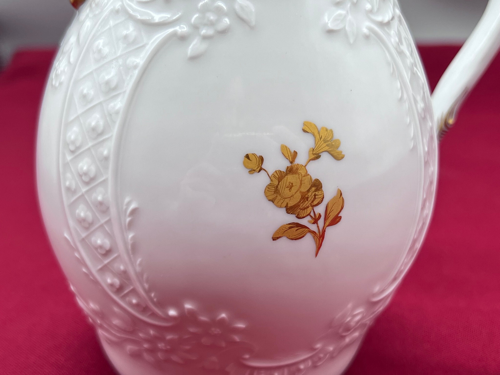 ANTIKE MOKKA KANNE AUS PORZELLAN MEISSEN NEUMARSEILLE GOLDBLUME GOLDZAHNKANTE – Bild 14