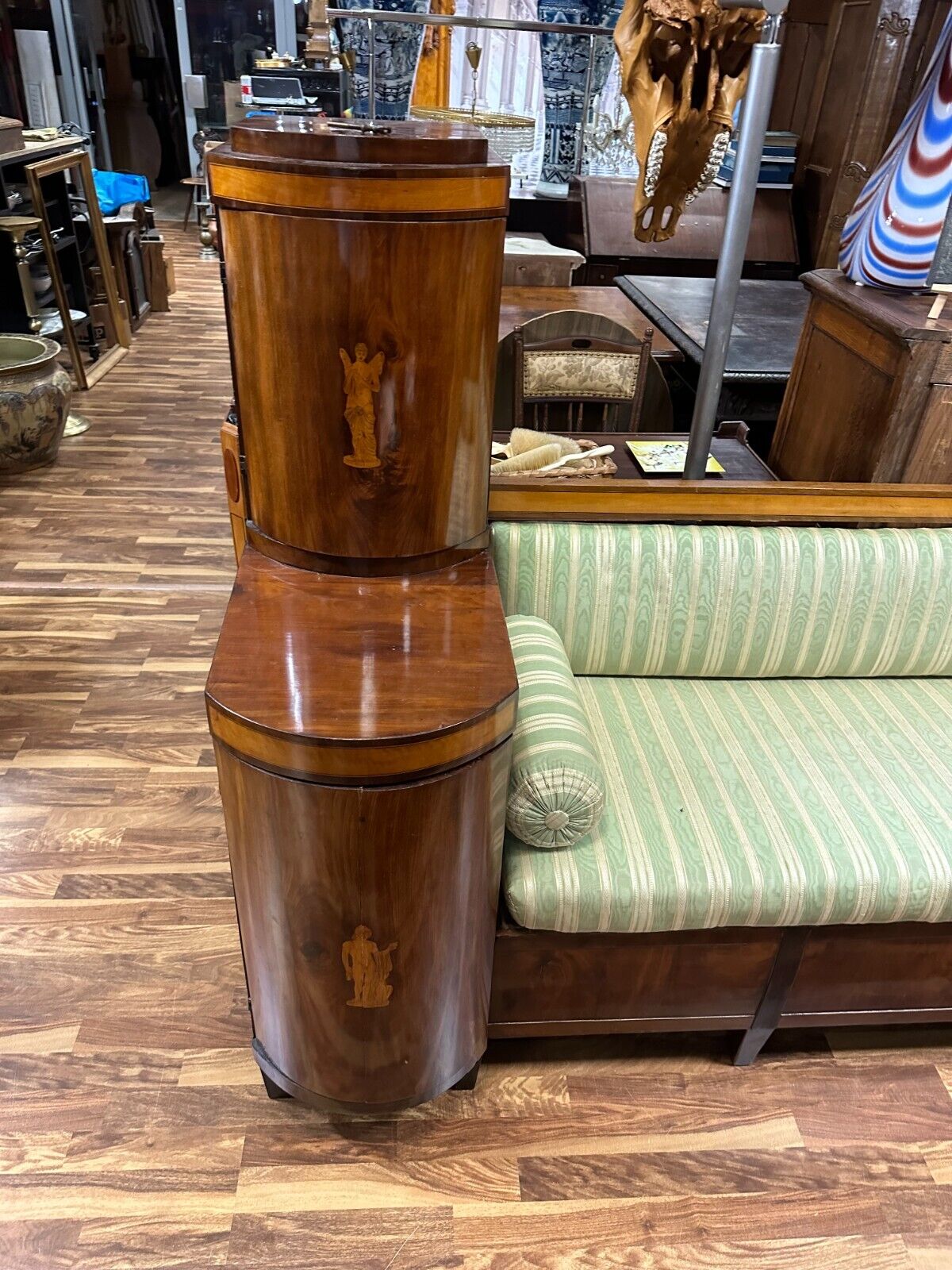 BIEDERMEIER SOFA KIRSCHBAUM FURNIER INTARSIEN ANTIK WIEN UM 1820 PRUNKSOFA – Bild 3