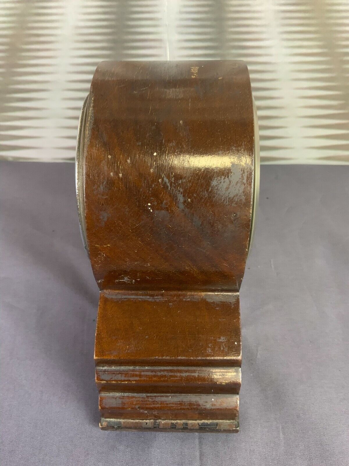 ART DECO TISCHUHR HOLZ GEHÄUSE MIT FEINEN INTARSIEN MADE IN BADEN ANTIKE UHR – Bild 6