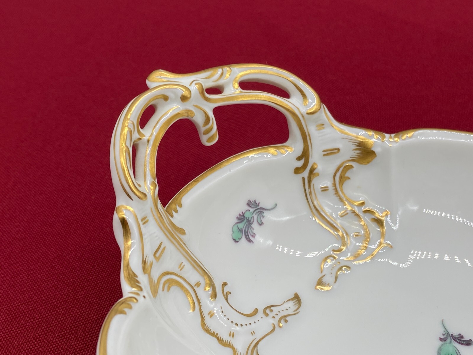 ROKOKO PORZELLAN SCHALE MIT HENKELN NYMPHENBURG TOP ZUSTAND HANDBEMALT – Bild 10