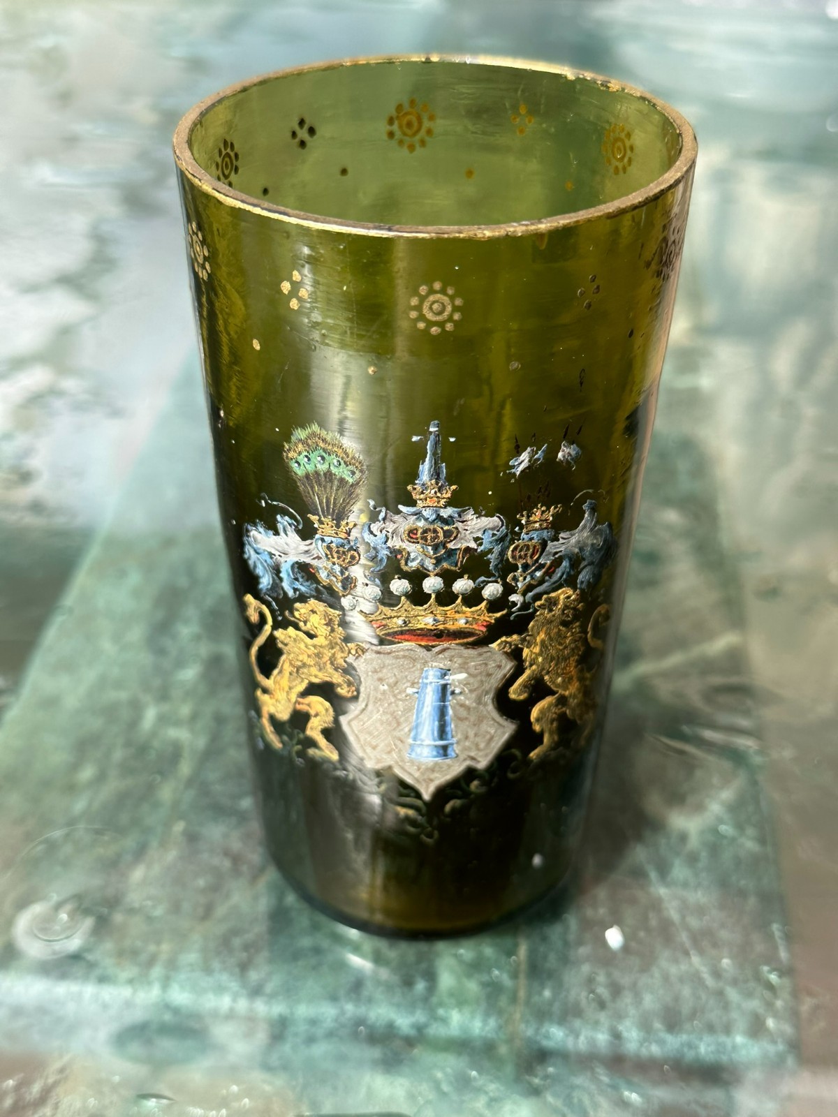 ANTIKES HISTORISMUS GLAS UM 1880 HANDBEMALT MUNDGEBLASEN WAPPEN LÖWEN