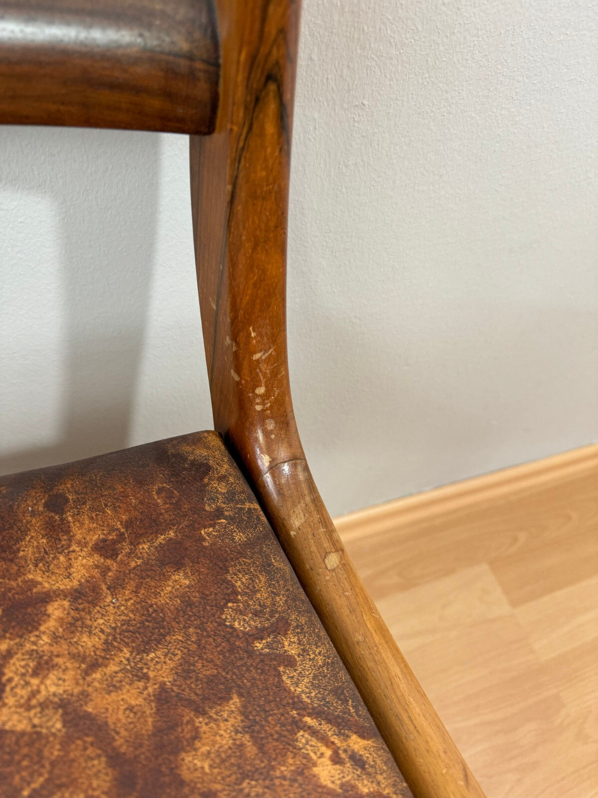 2x ANTIKER GRÜNDERZEIT STUHL EICHE UND LEDER PAAR ANTIKE STÜHLE – Bild 8